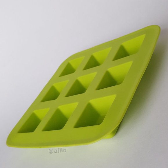IKEA PLASTIS Ice cube tray, green - Picture 7 of 14